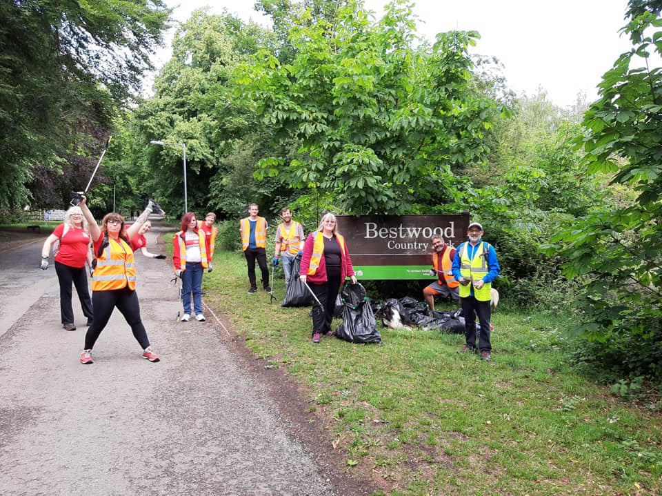 Litter pickers posing for picture near Bestwood Country Park